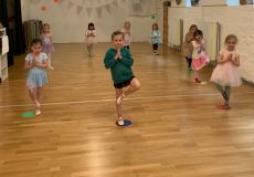 Susi's Dance and Yoga 1180